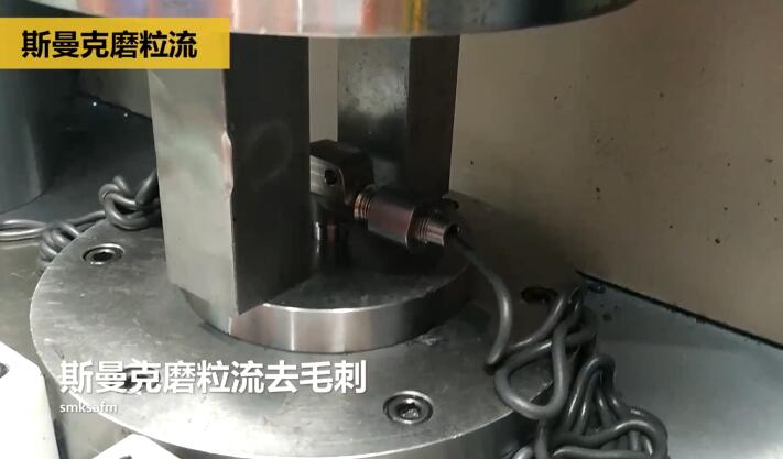 三通阀门<a href='//www.hk-konki.com' target='_blank'><u>交叉孔去毛刺</u></a>
